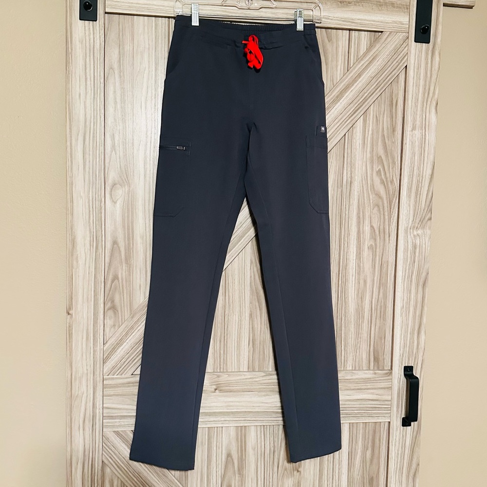 FIGS women's Charcoal Yola - Scrub Pants